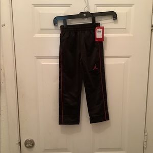 Kids Jordan pants size 4 or 3-4 yrs old